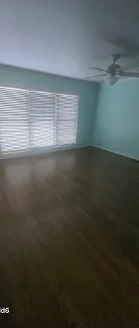 $2,500 | 550 Washington Boulevard, Hoffman Estates, IL 60169