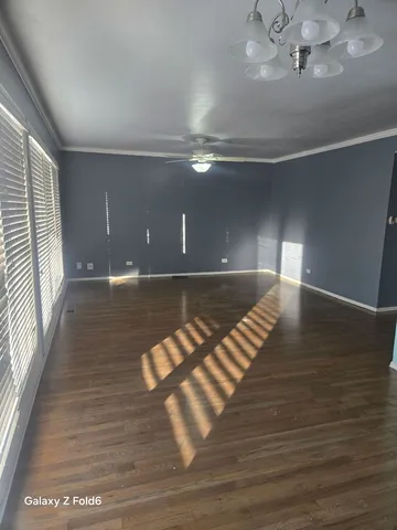 $2,500 | 550 Washington Boulevard, Hoffman Estates, IL 60169