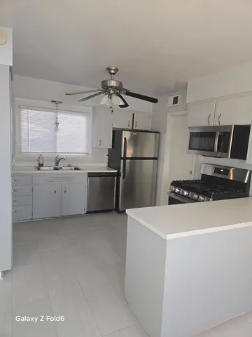 $2,500 | 550 Washington Boulevard, Hoffman Estates, IL 60169