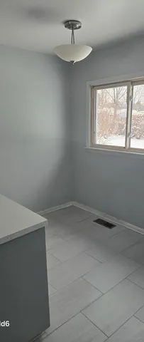 $2,500 | 550 Washington Boulevard, Hoffman Estates, IL 60169