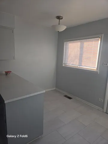 $2,500 | 550 Washington Boulevard, Hoffman Estates, IL 60169