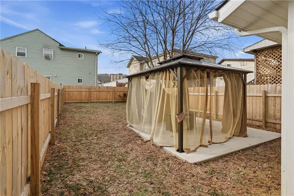 $174,999 | 1022 2nd Avenue, Coraopolis, PA 15108