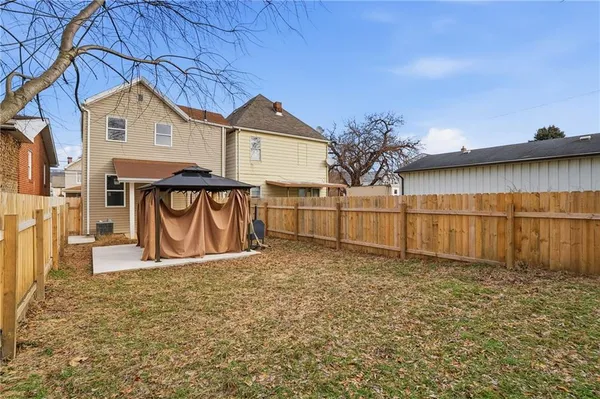 $174,999 | 1022 2nd Avenue, Coraopolis, PA 15108
