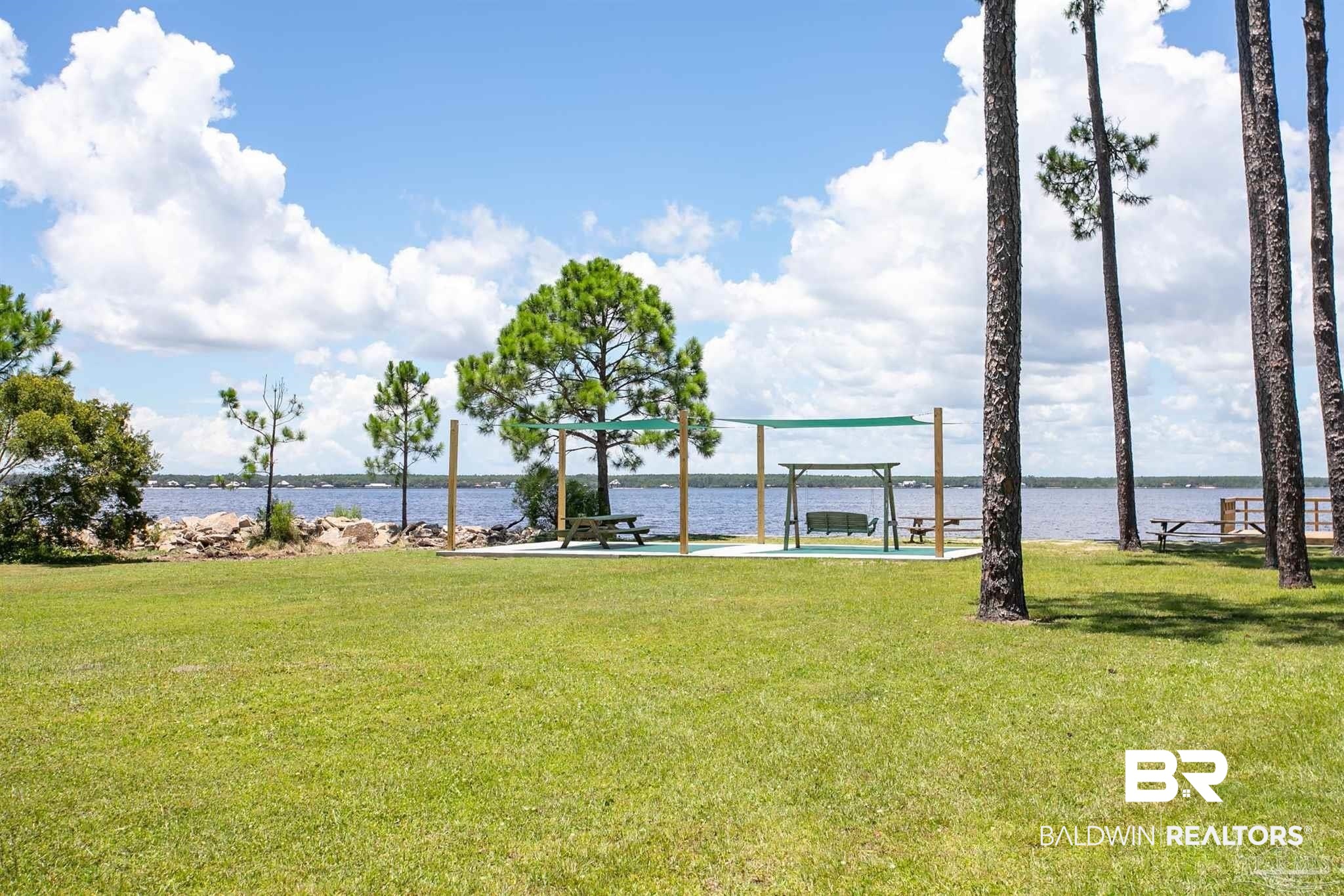 5418 North Shore Road Pensacola, FL 32507 - Photo 8 of 16 Waterfront
