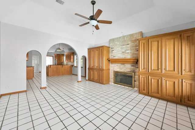 $525,000 | 1803 Quiet Country Court, Houston, TX 77345