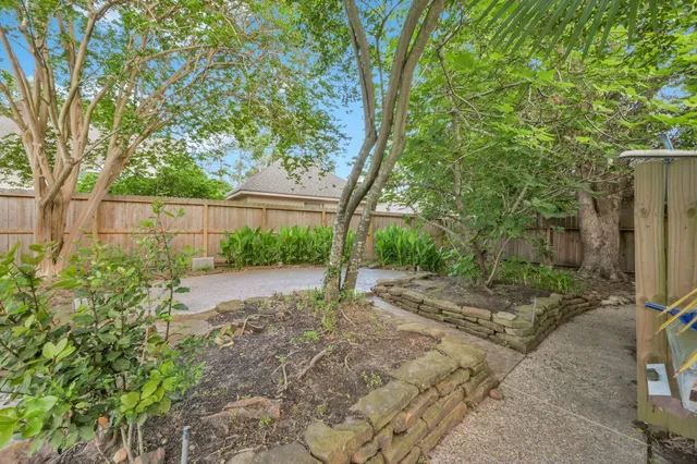 $525,000 | 1803 Quiet Country Court, Houston, TX 77345