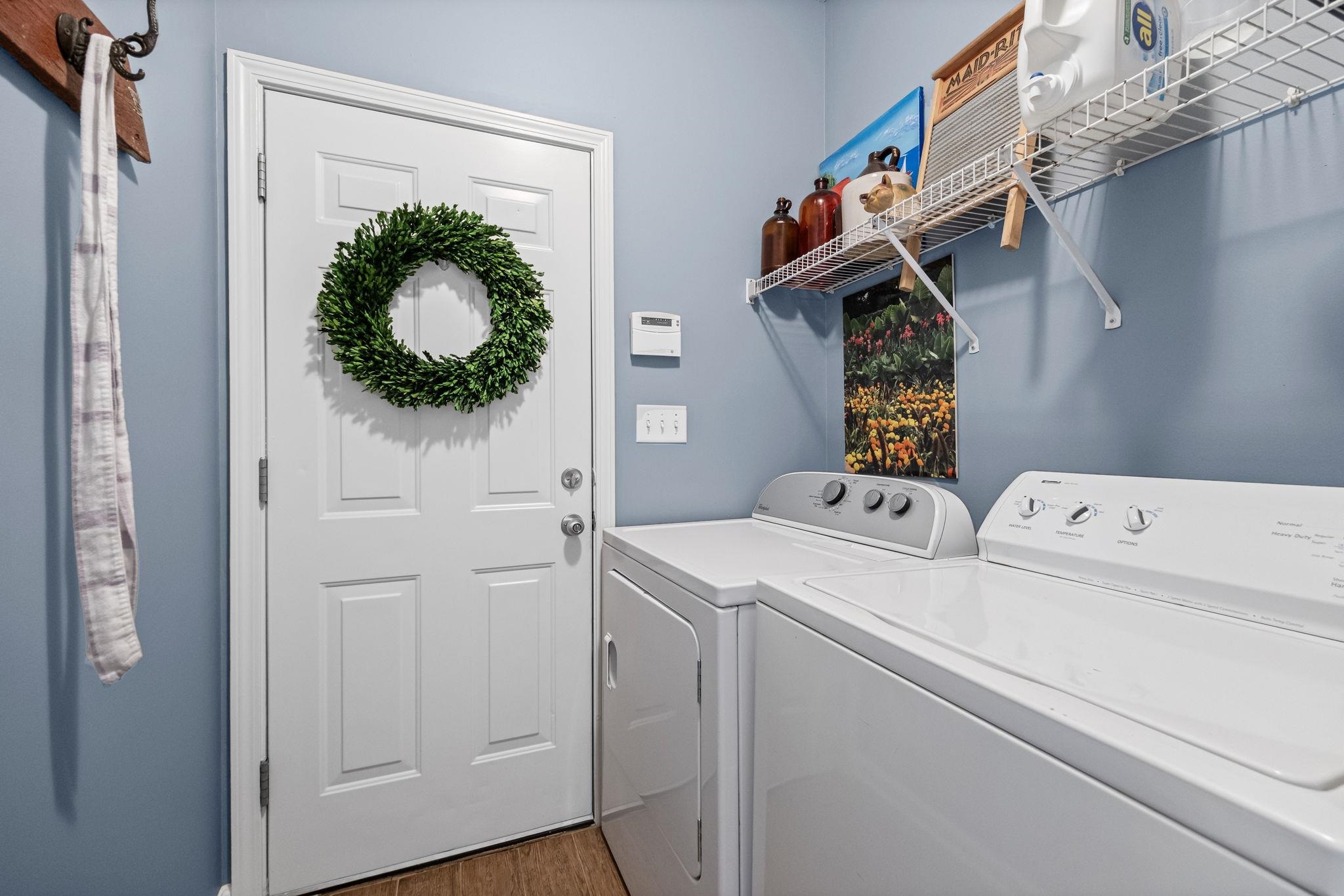 4950 Shaws Ridge Trail Arlington, TN 38002 - Photo 11 of 27 a utility room with dryer and washer