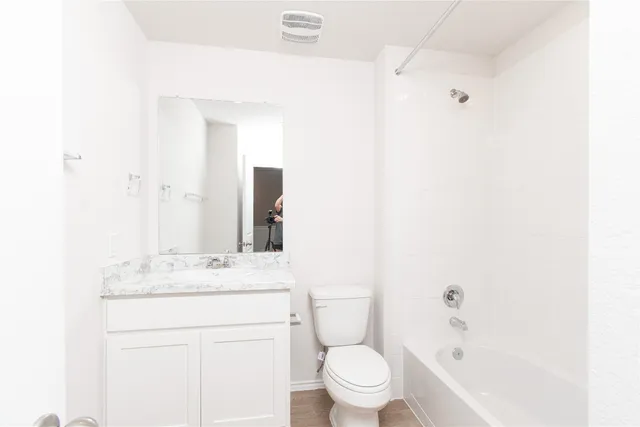 $1,450 | 201 Varner Way, Lockhart, TX 78644