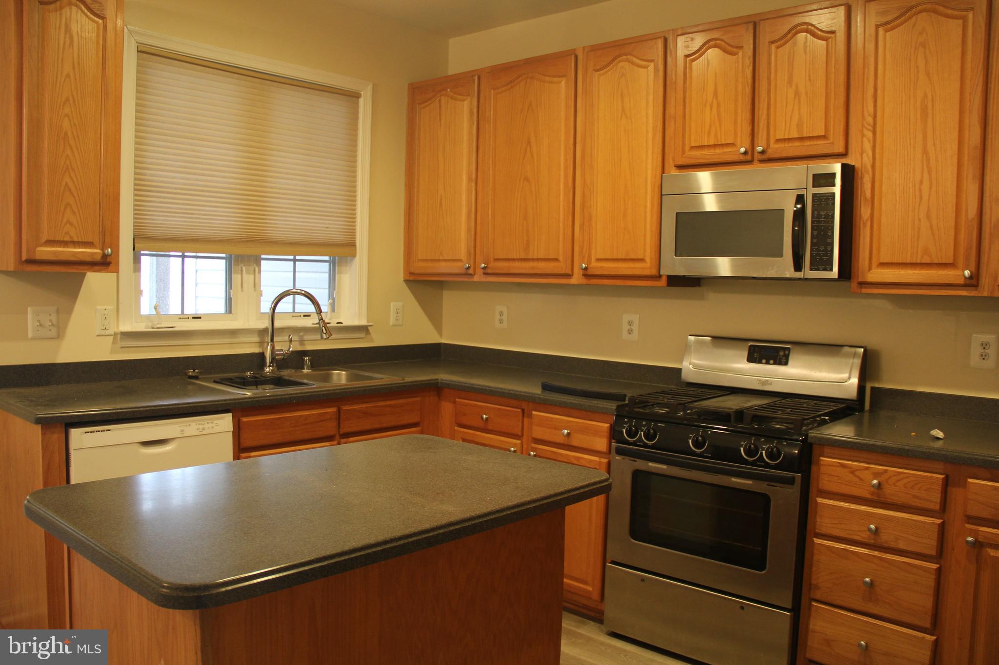 11046 Birchtree Lane, Unit 25 Laurel, MD 20723 - Photo 9 of 29