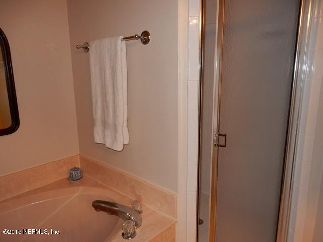 12332 Field Bluff Road Jacksonville, FL 32223 - Photo 23 of 32 MASTER SHOWER