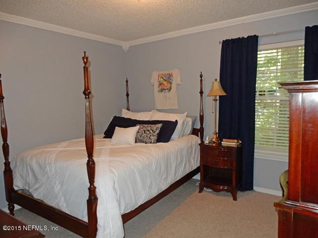 12332 Field Bluff Road Jacksonville, FL 32223 - Photo 26 of 32 BEDROOM
