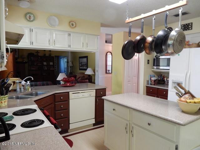 12332 Field Bluff Road Jacksonville, FL 32223 - Photo 8 of 32 KITCHEN (3)