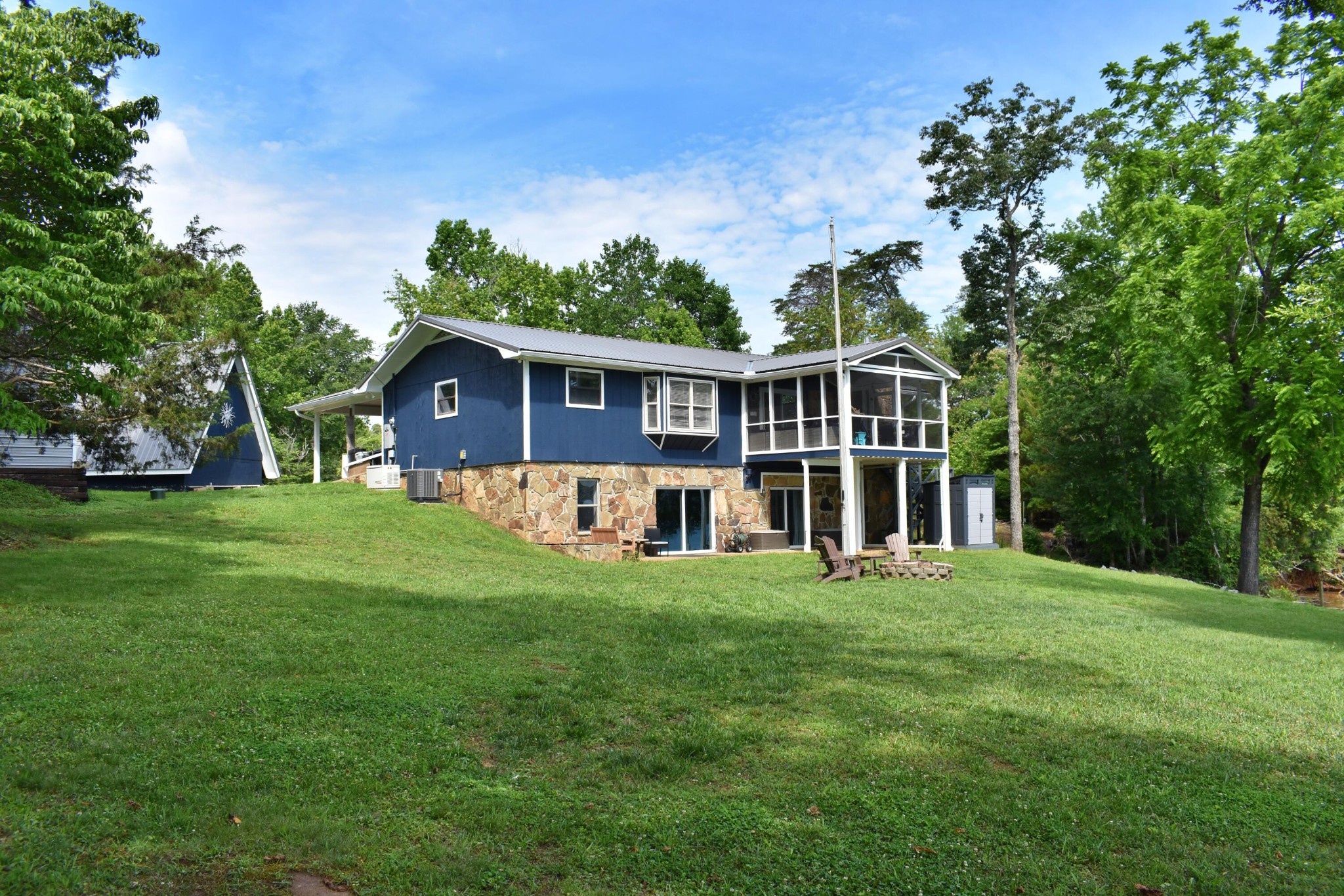 123 Lakewood Road Ten Mile, TN 37880 - Photo 1 of 58 Gallery Image 1
