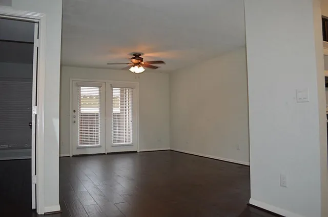 $169,900 | 1860 White Oak Drive, Unit 237, Houston, TX 77009