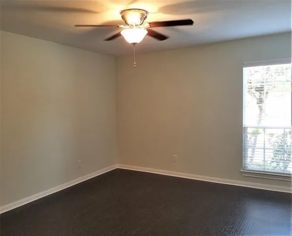 $169,900 | 1860 White Oak Drive, Unit 237, Houston, TX 77009