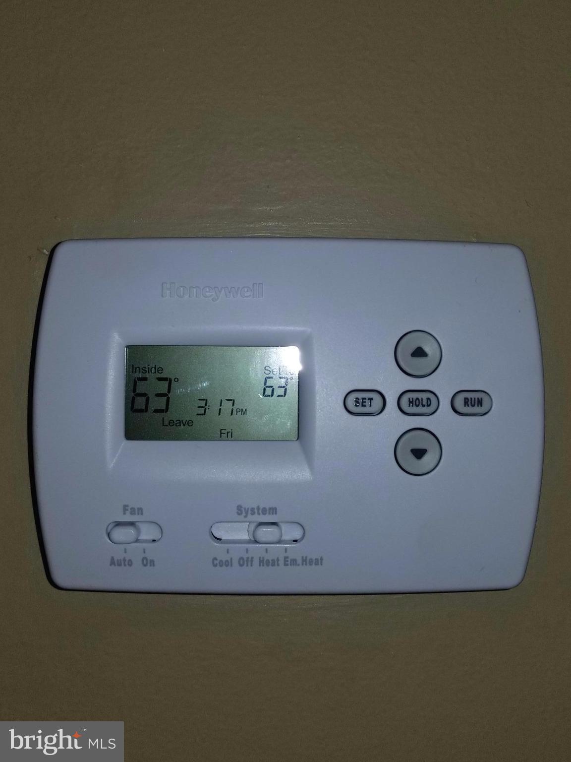 4428 Cole Farm Road Baltimore, MD 21236 - Photo 22 of 30 Programmable thermostat
