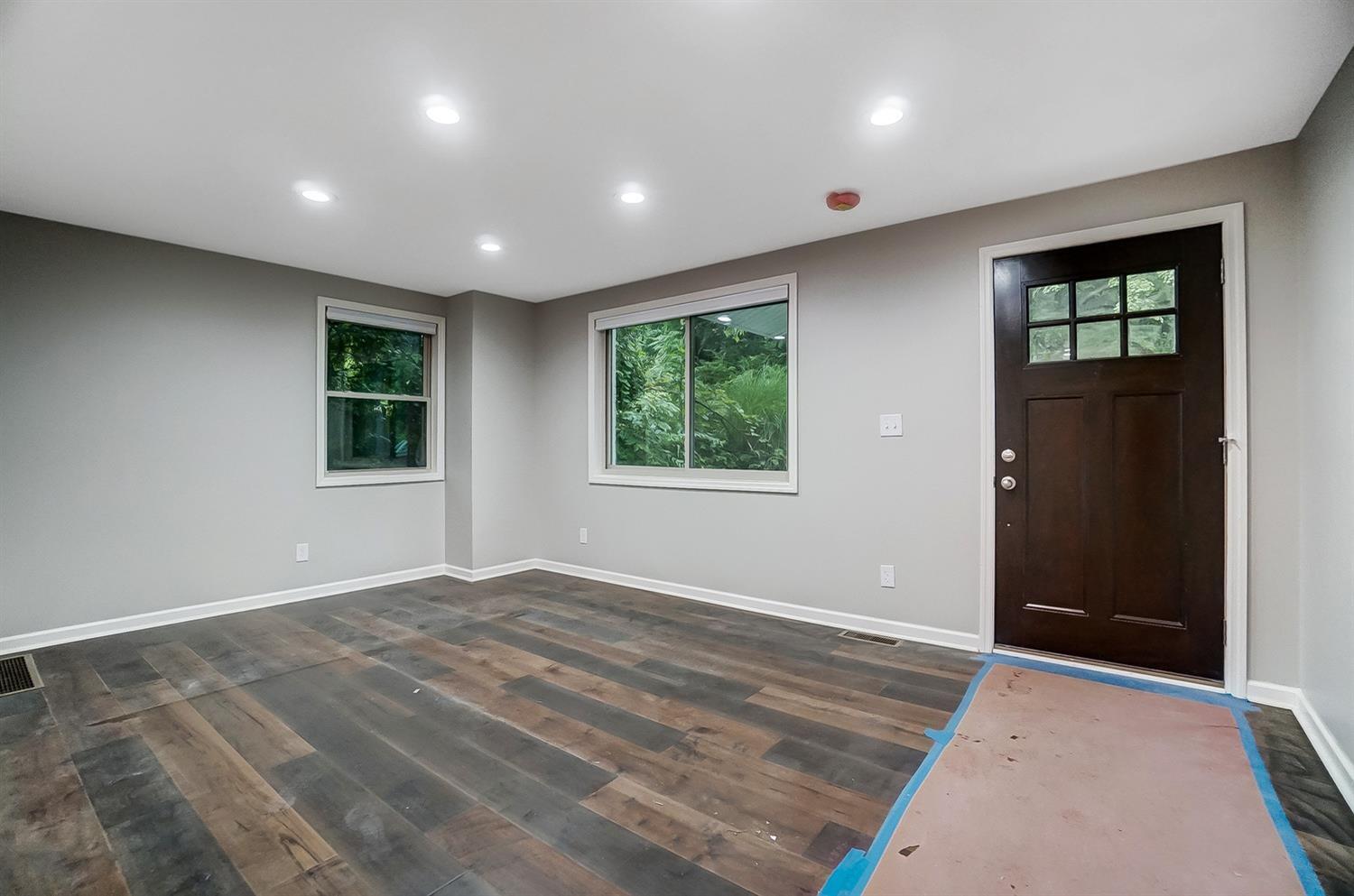 4256 Fehr Road Cincinnati, OH 45238 - Photo 4 of 39 Gallery Image 4
