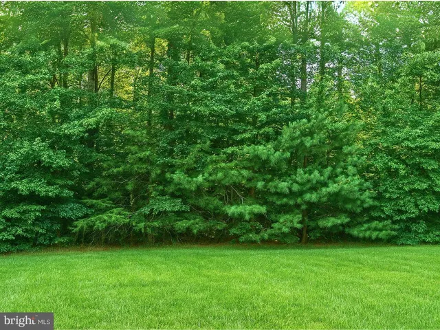 $33,000 | 14835 King Charles Drive, Swan Point, MD 20645