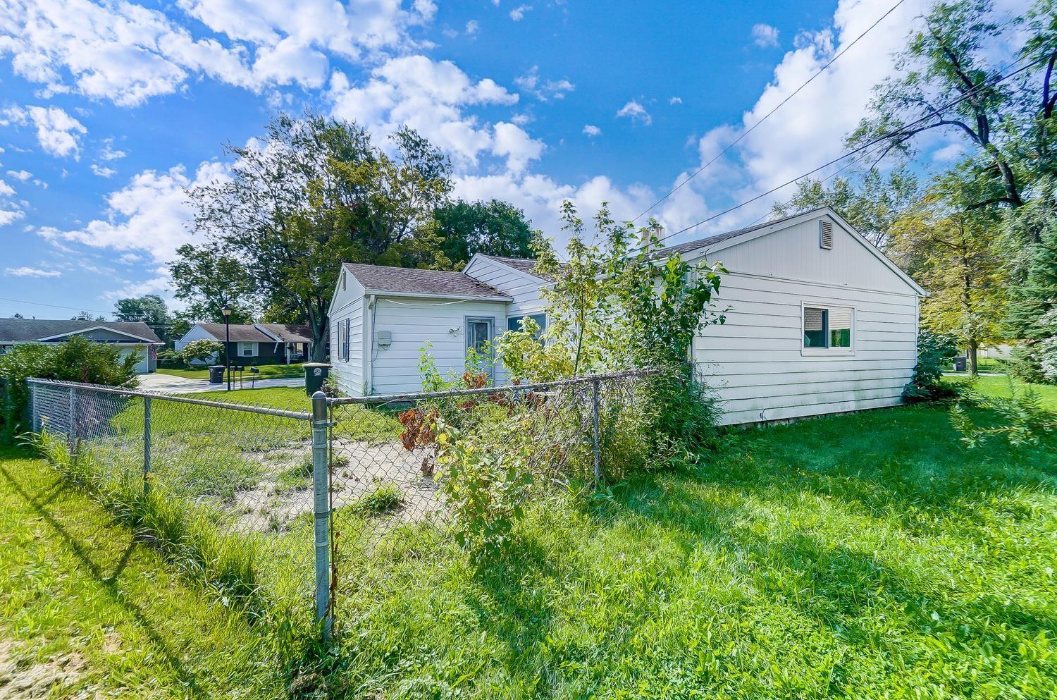 7009 Raintree Road Fort Wayne, IN 46825 - Photo 25 of 28 Gallery Image 25