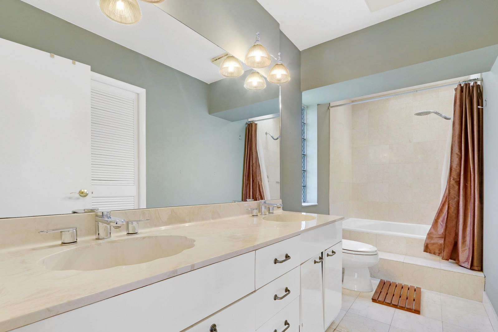 730 Northeast 69th Street Boca Raton, FL 33487 - Photo 20 of 37 21_Image_19_of_30_mls