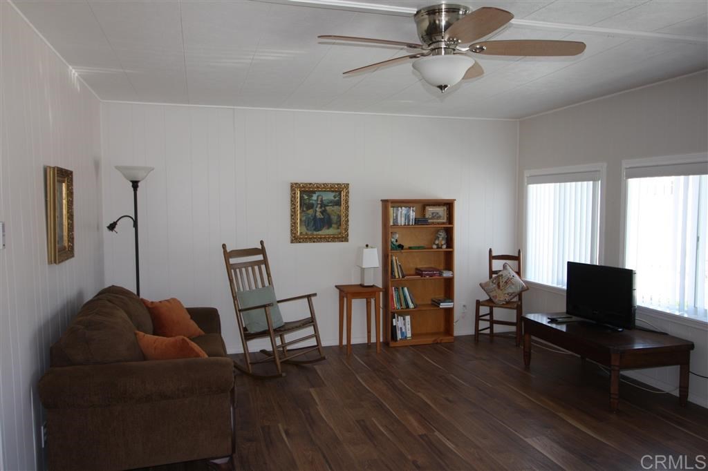 955 Howard Avenue, Unit 88 Escondido, CA 92029 - Photo 2 of 25