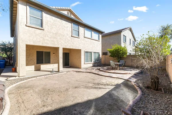 $2,250 | 2535 West Lucia Drive, Phoenix, AZ 85085