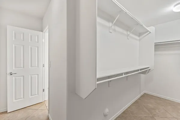 $2,250 | 2535 West Lucia Drive, Phoenix, AZ 85085