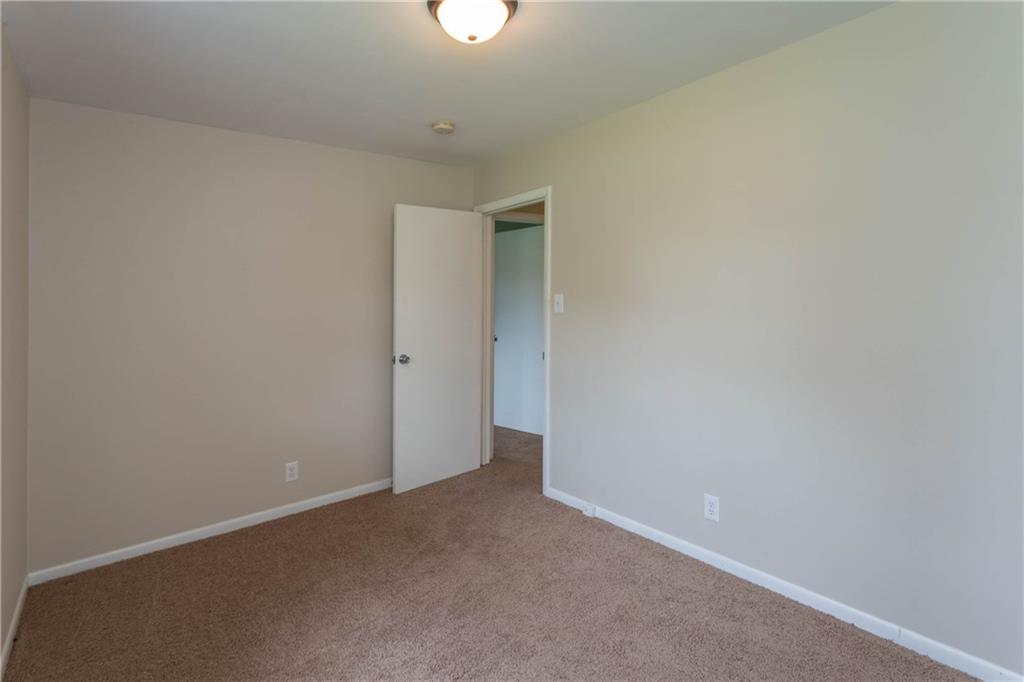 7021 Hague Road Indianapolis, IN 46256 - Photo 15 of 20 Gallery Image 15