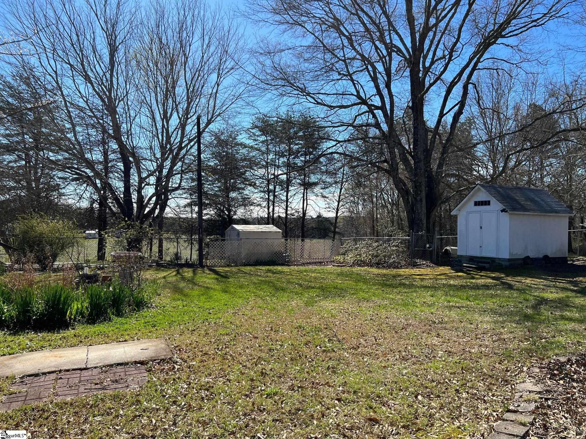 4076 Highway 414 Landrum, SC 29356 - Photo 15 of 23