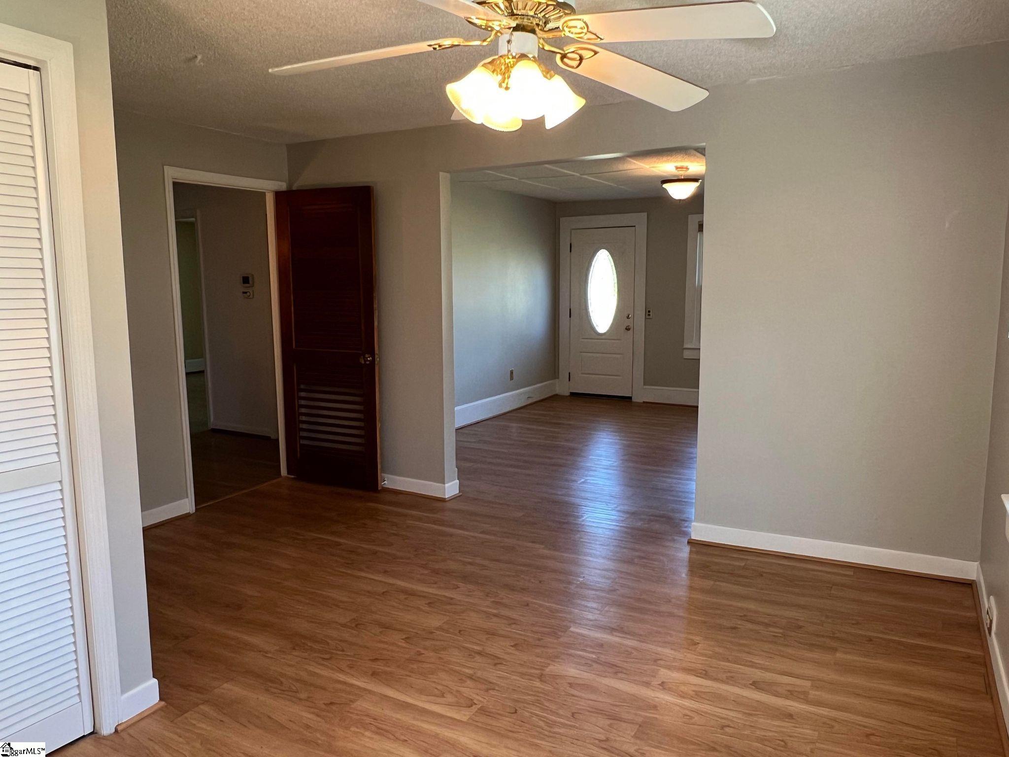 4076 Highway 414 Landrum, SC 29356 - Photo 2 of 23