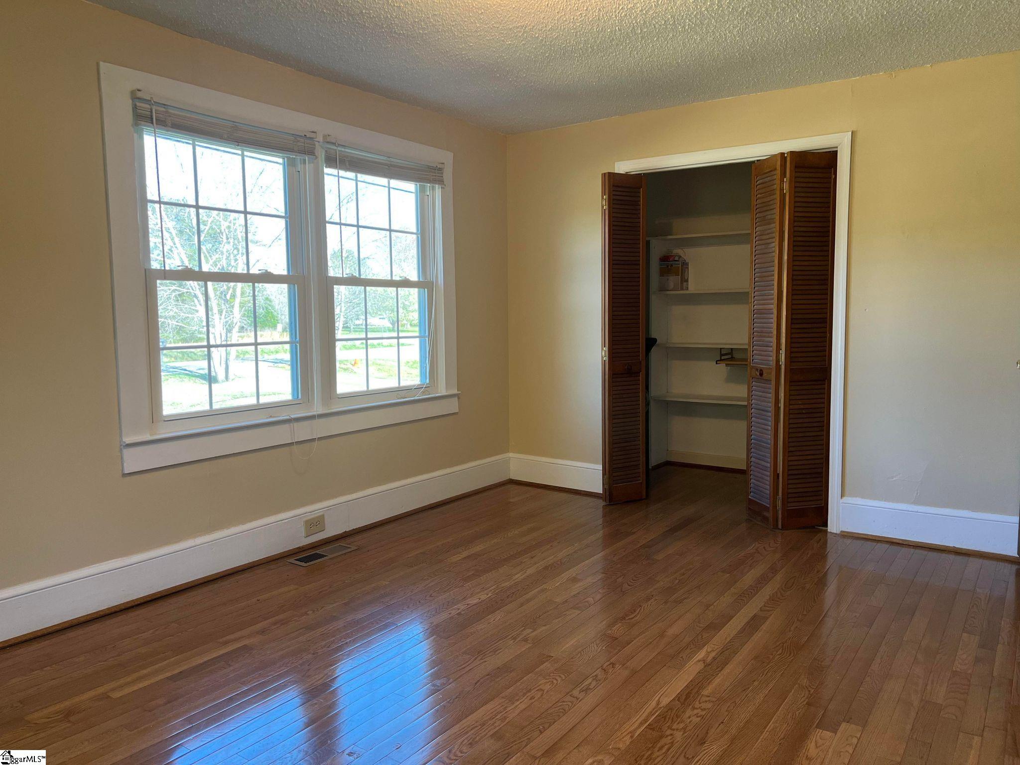 4076 Highway 414 Landrum, SC 29356 - Photo 7 of 23