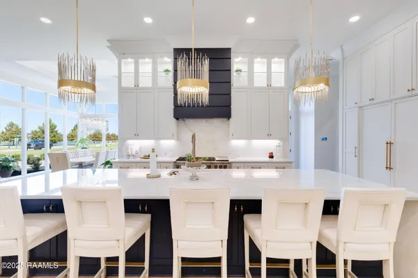 $1,899,999 | 203 Alsway Lane, Broussard, LA 70518