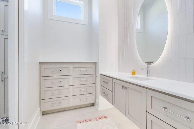 $1,999,999 | 203 Alsway Lane, Broussard, LA 70518