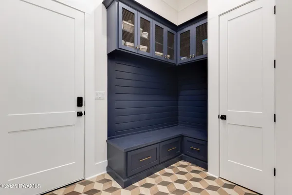 $1,899,999 | 203 Alsway Lane, Broussard, LA 70518