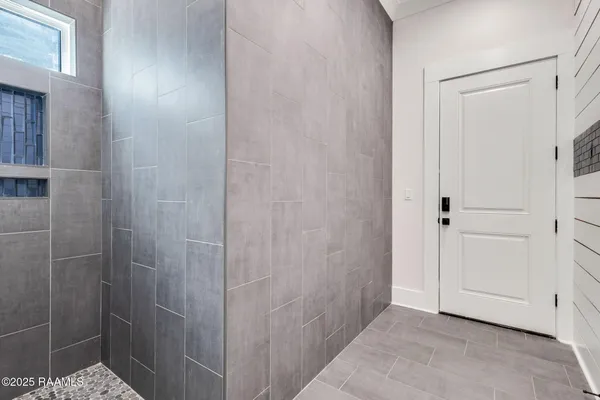 $1,899,999 | 203 Alsway Lane, Broussard, LA 70518