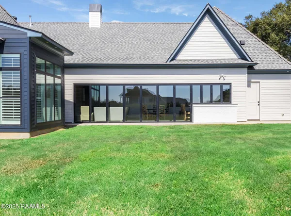 $1,899,999 | 203 Alsway Lane, Broussard, LA 70518