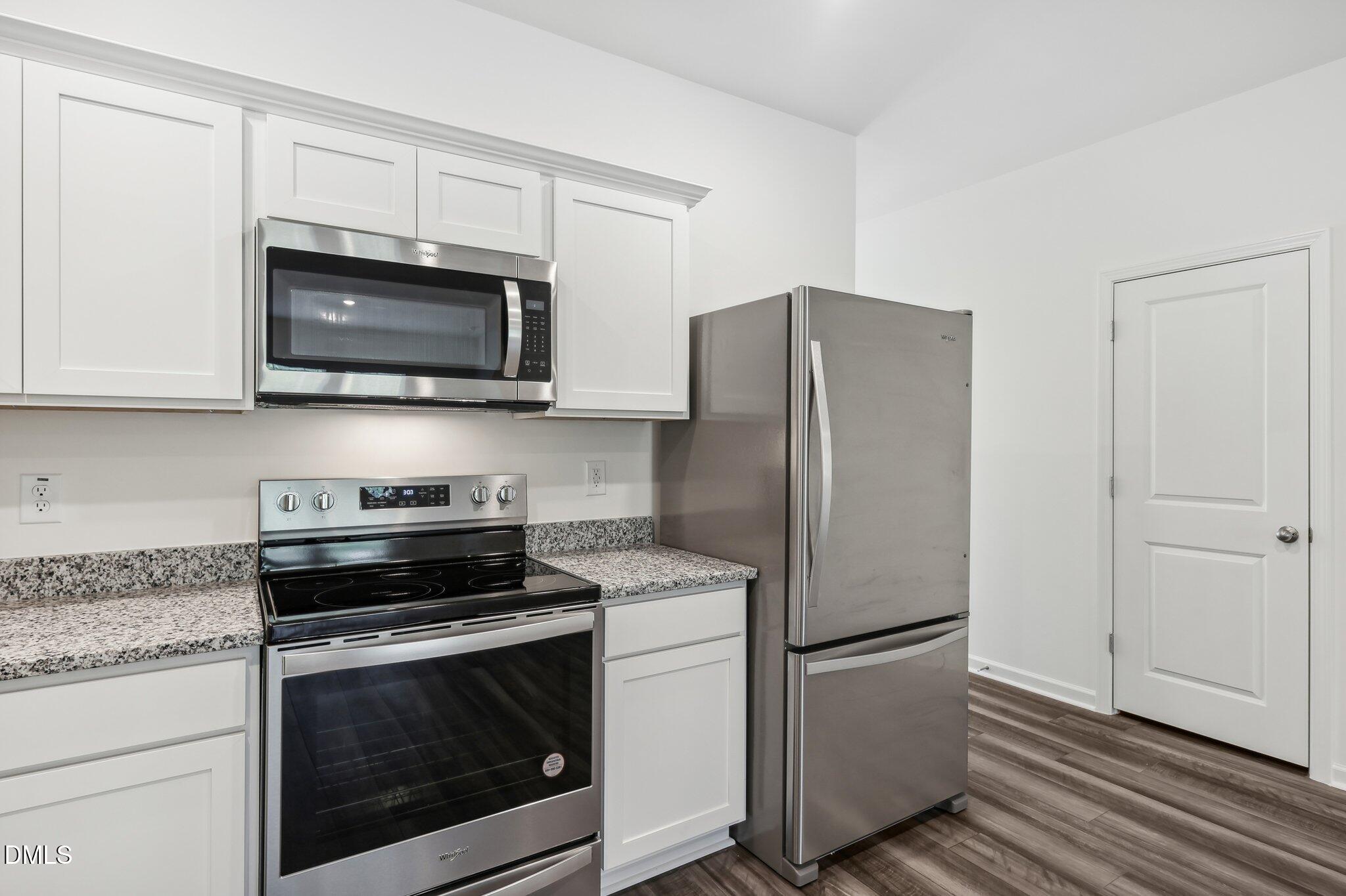 3126 Fulong Drive Durham, NC 27704 - Photo 14 of 36 Glen Crossing Dr-011
