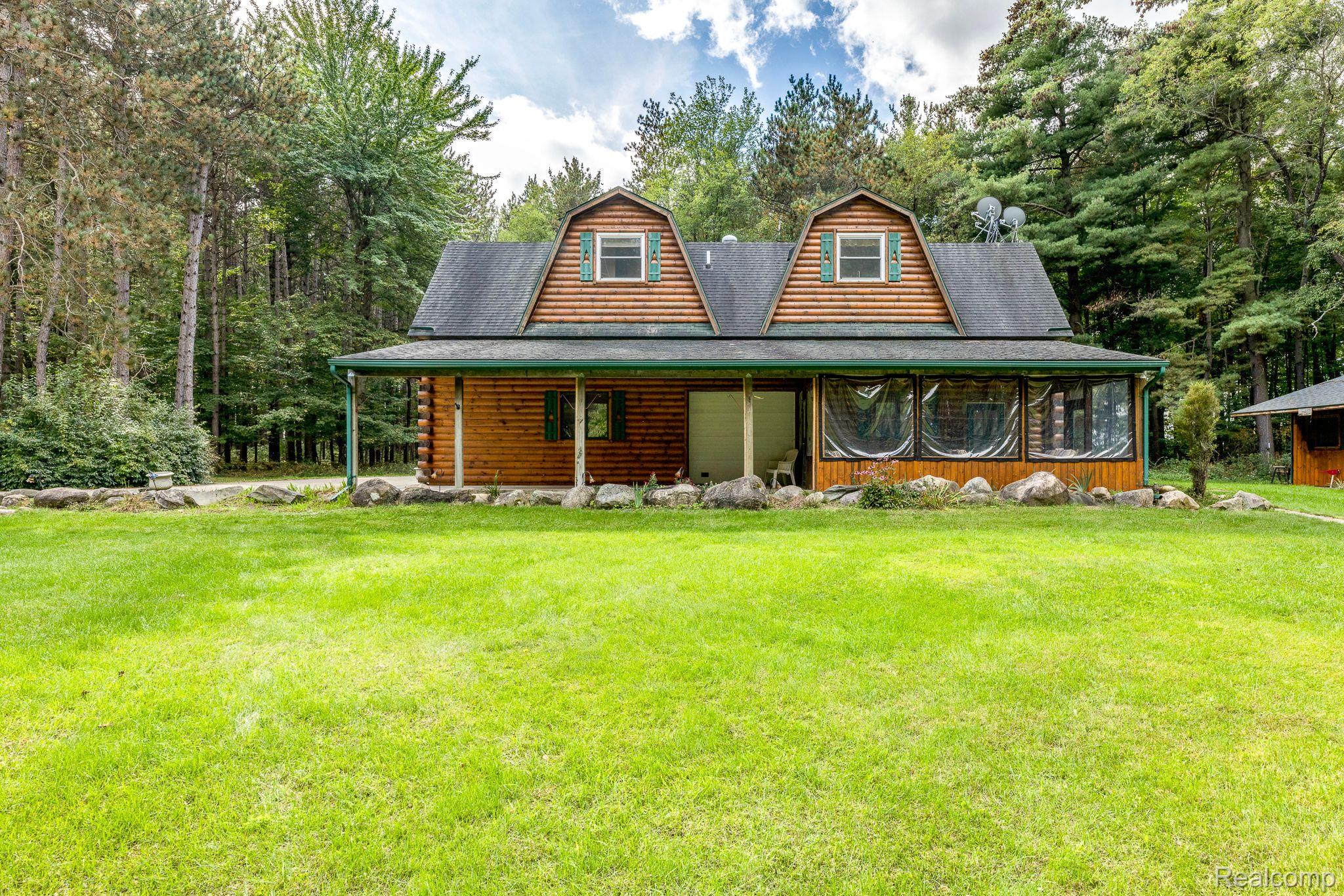 3899 Spruce Road Croswell, MI 48422 - Photo 14 of 53 Gallery Image 14