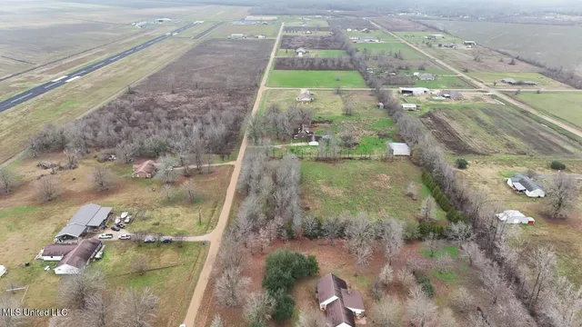 $62,500 | 517 Forest Road, Vidalia, LA 71373