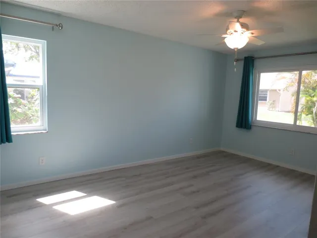 $2,575 | 1676 Caledonia Drive, Palm Harbor, FL 34684