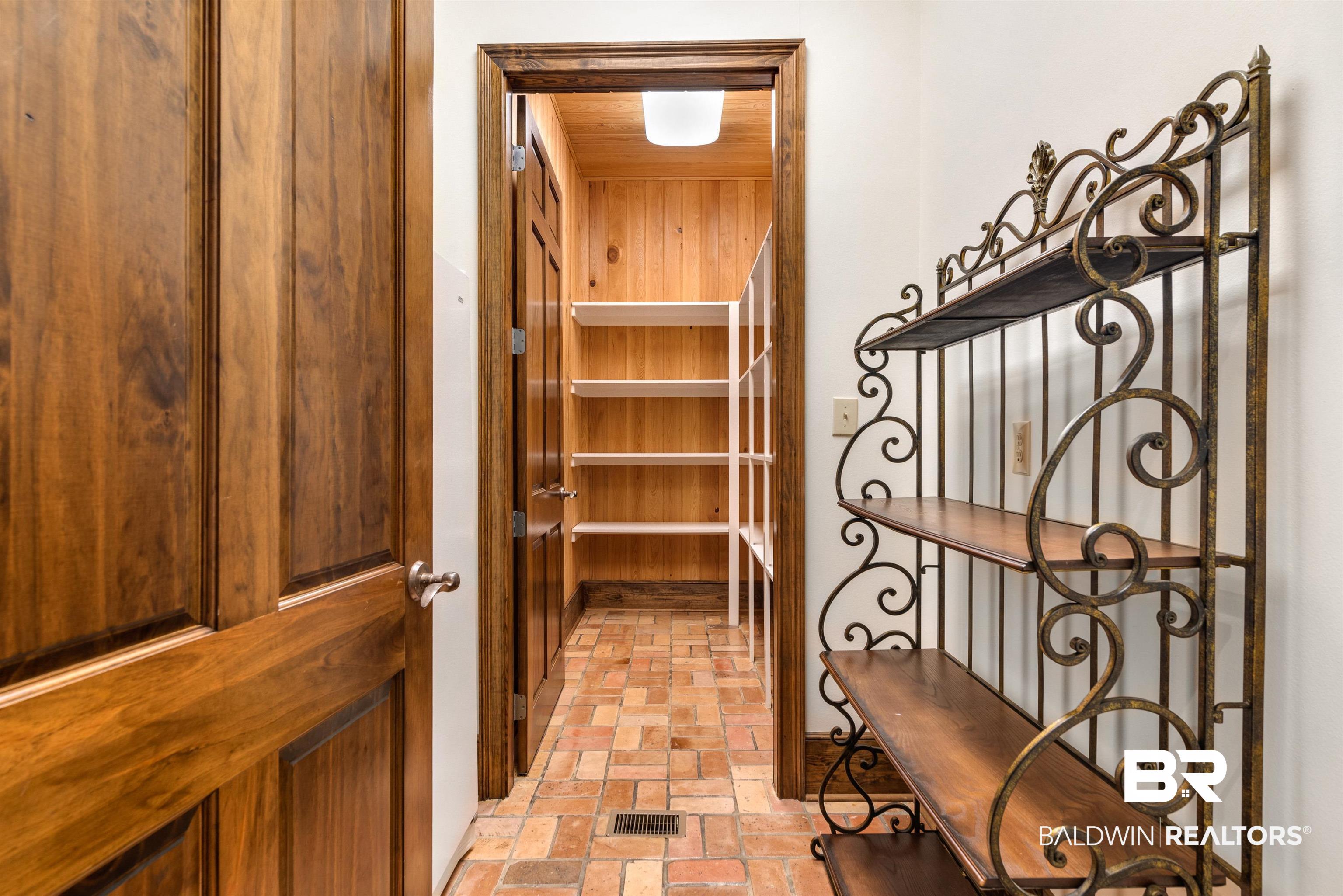 10708 Highway 98 Fairhope, AL 36532 - Photo 12 of 44 Pantry