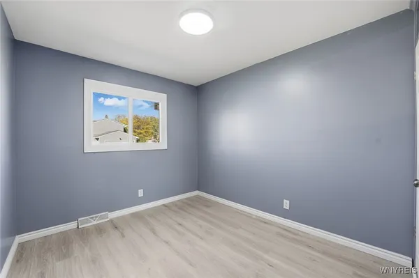 $209,900 | 119 Hackett Drive, Tonawanda, NY 14150