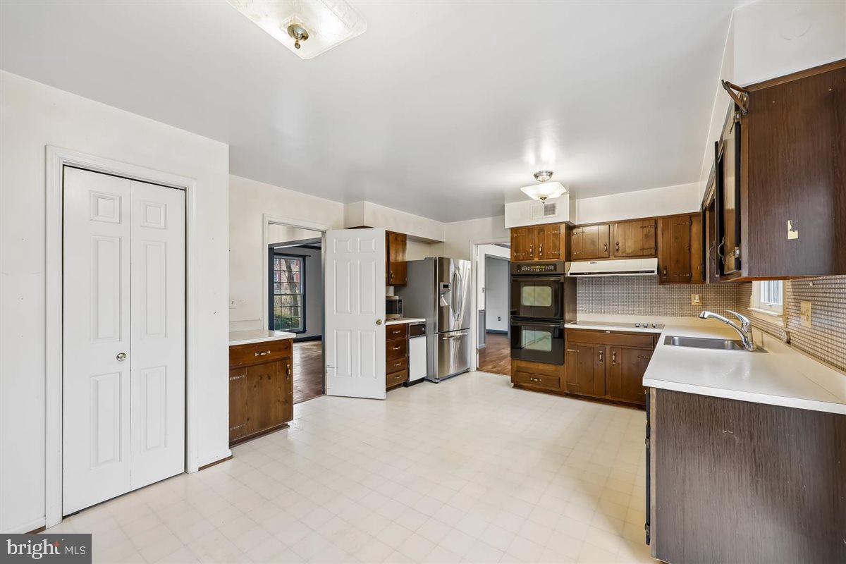 13724 Bridgewater Drive Silver Spring, MD 20904 - Photo 26 of 99