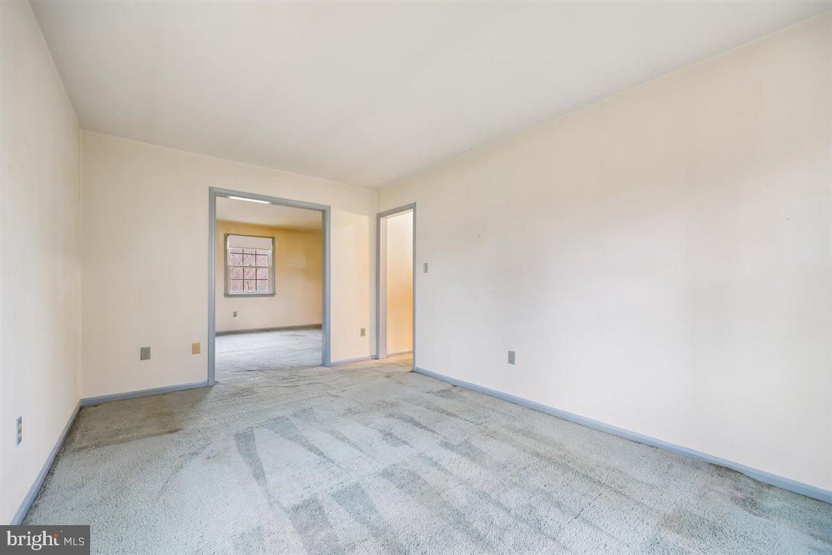 13724 Bridgewater Drive Silver Spring, MD 20904 - Photo 59 of 99 Sitting Room