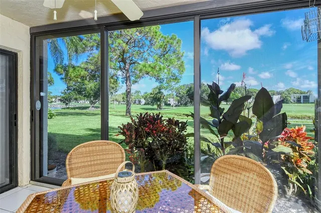 $2,000 | 5133 Willow Links, Unit 11, Sarasota, FL 34235