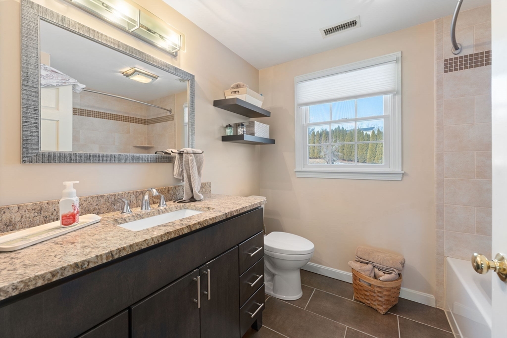 118 Robinette Road Stoughton, MA 02072 - Photo 18 of 40 Gallery Image 18