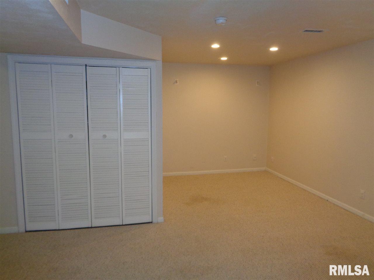 1934 Cobblestone Washington, IL 61571 - Photo 12 of 15