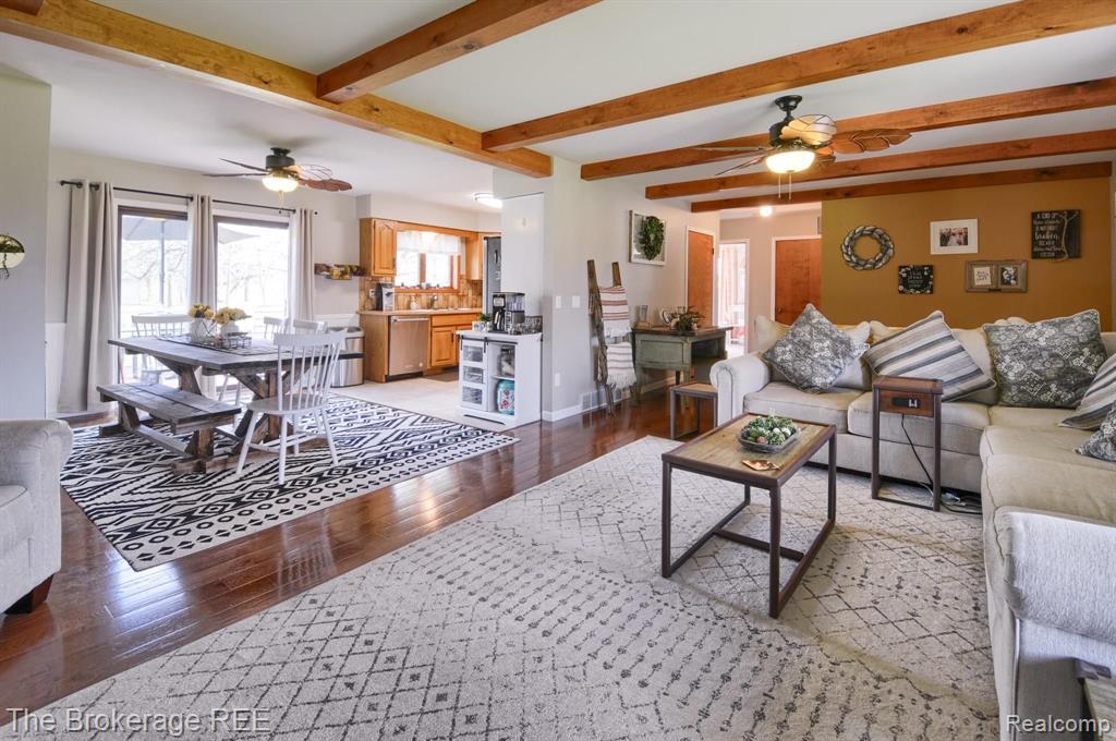 8019 Potter Road Flushing, MI 48433 - Photo 12 of 40