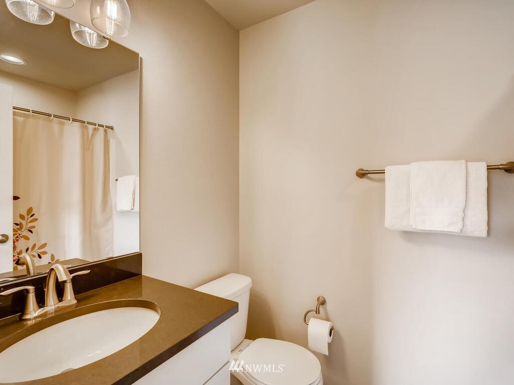 615 238th Street Southeast, Unit E Bothell, WA 98021 - Photo 21 of 25