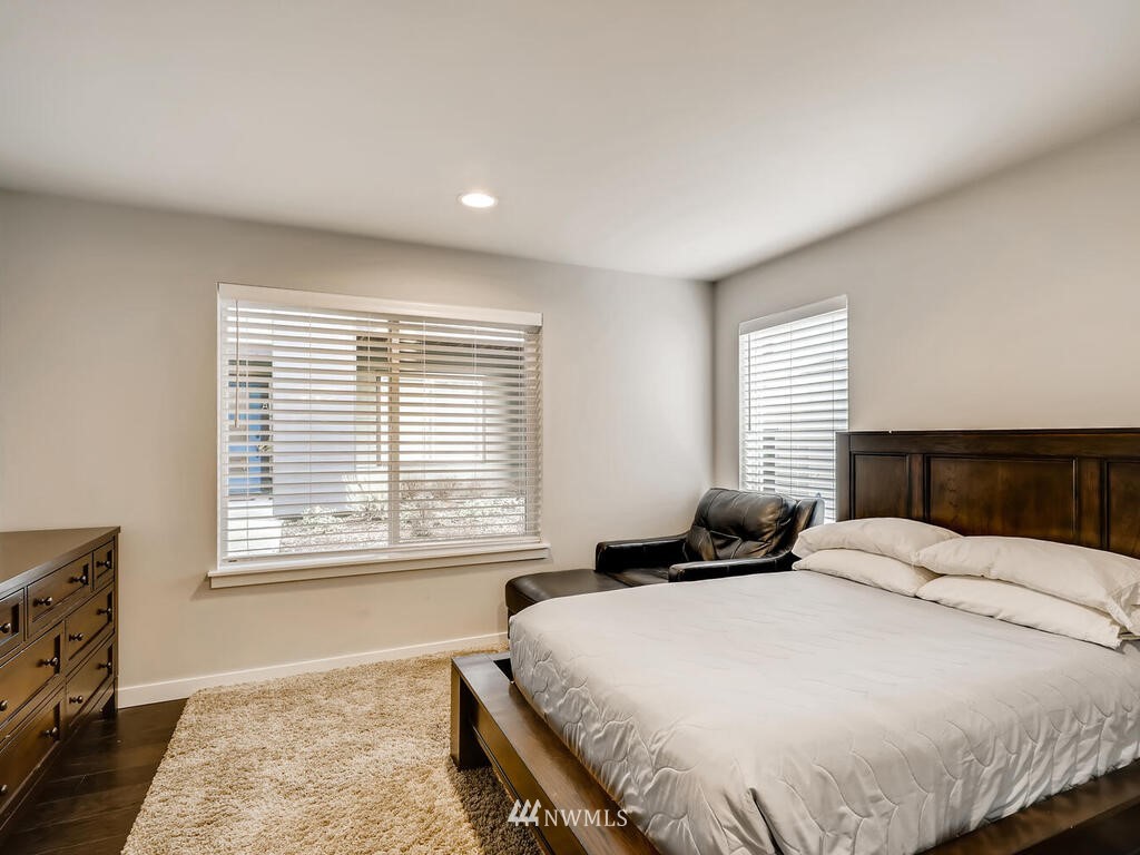 615 238th Street Southeast, Unit E Bothell, WA 98021 - Photo 22 of 25